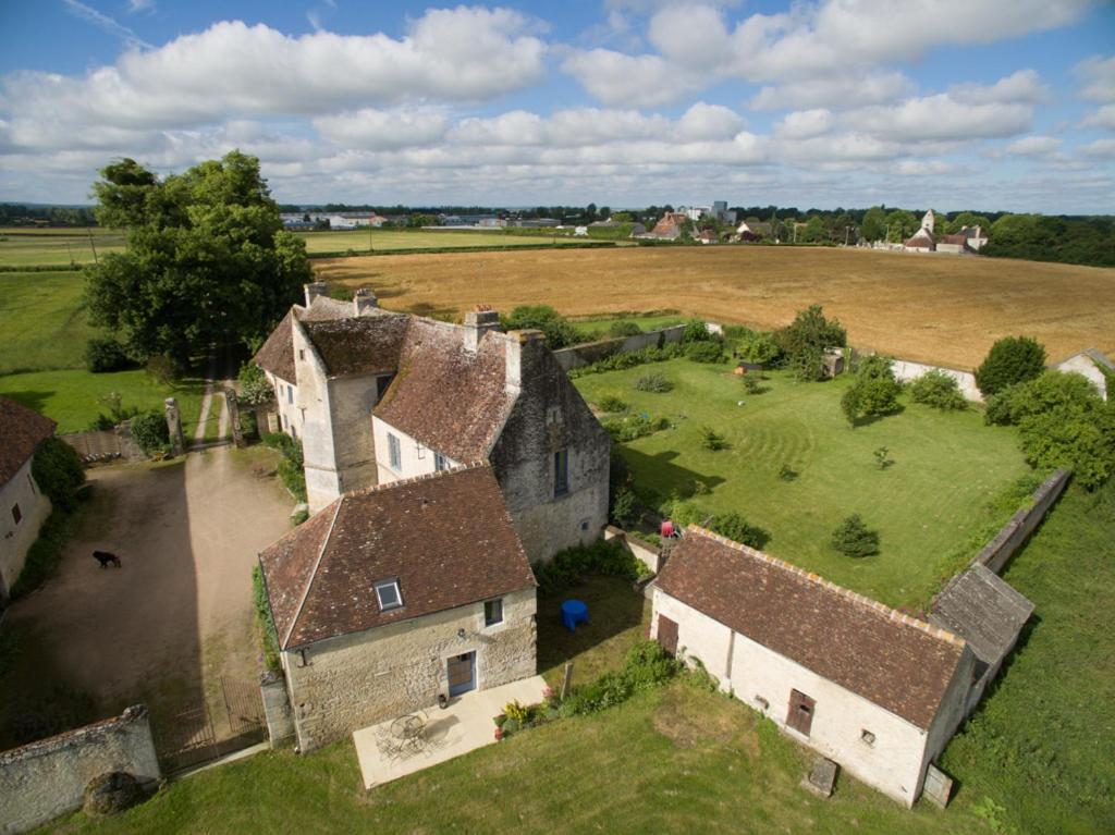 ホテル Manoir De Coulandon アルジャンタン エクステリア 写真